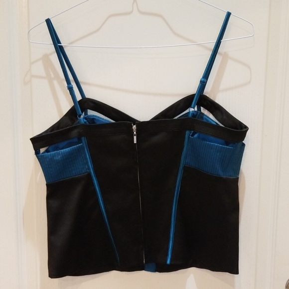 NWT bebe Cut Out Evening Top - Picture 3 of 6